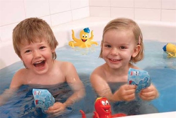 Tinti natural bath colours and accessories for bath time fun